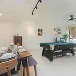 Mosaic Warm Suite 3Br 10Pax Family-Friendly Pooltable By Our Stay