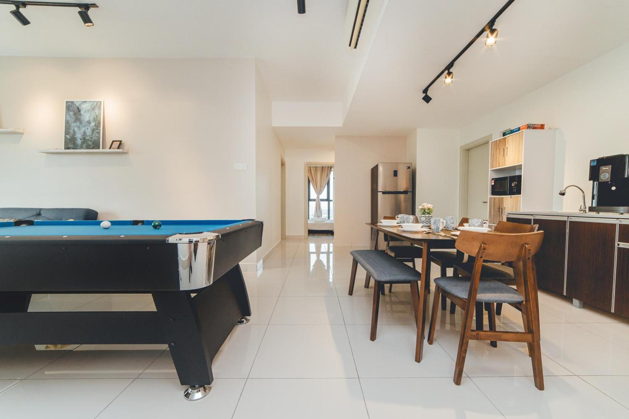 Apartemen Mosaic Warm 3br 10pax Family-friendly Pooltable By Our Johor Bahru