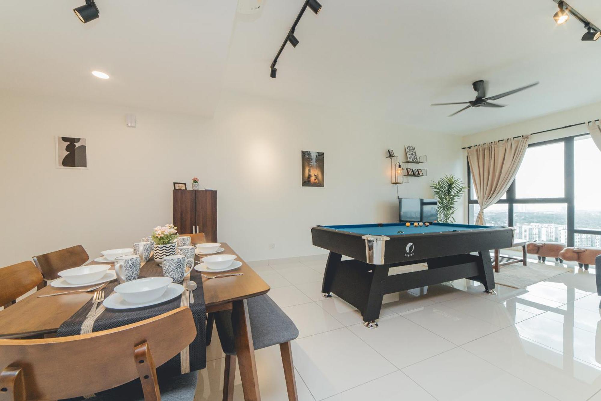 Mosaic Warm 3br 10pax Family-friendly Pooltable By Our Apartemen