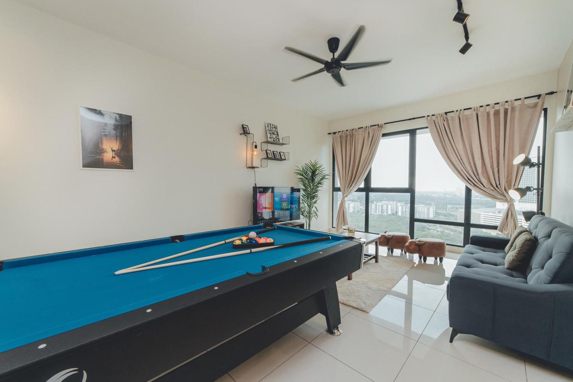 Apartemen Mosaic Warm 3br 10pax Family-friendly Pooltable By Our Johor Bahru